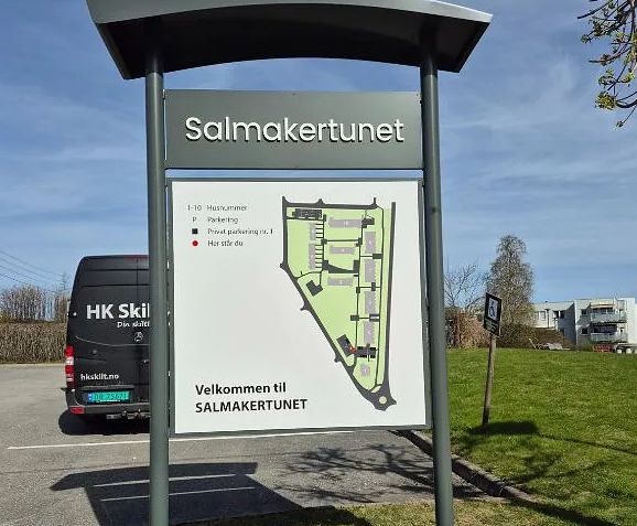 Vindusfolie og vindusdekor – funksjon og design for hjem og bedrift